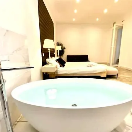 Holiday home New!! Amazing Studio With Bathtub In Baixa Lisbon
